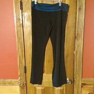 Set of 2 express yoga pants, bundle price $4